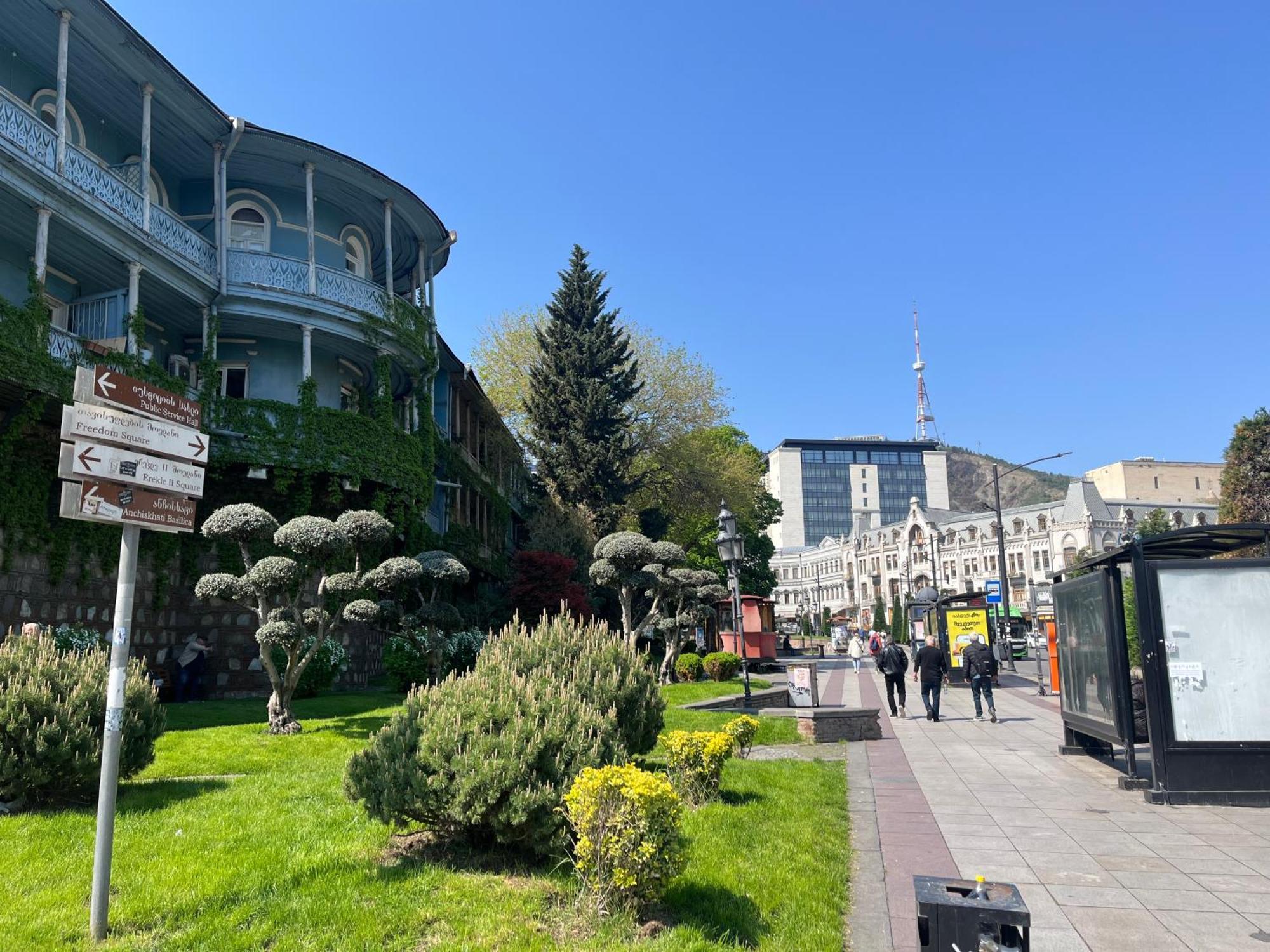 Apartment in Old Tbilisi Orbeliani Square Bagian luar foto